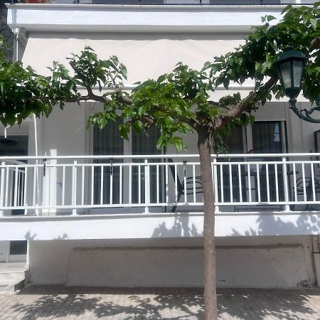 Zoi'S Stylish Apartment Kallithea  Bagian luar foto